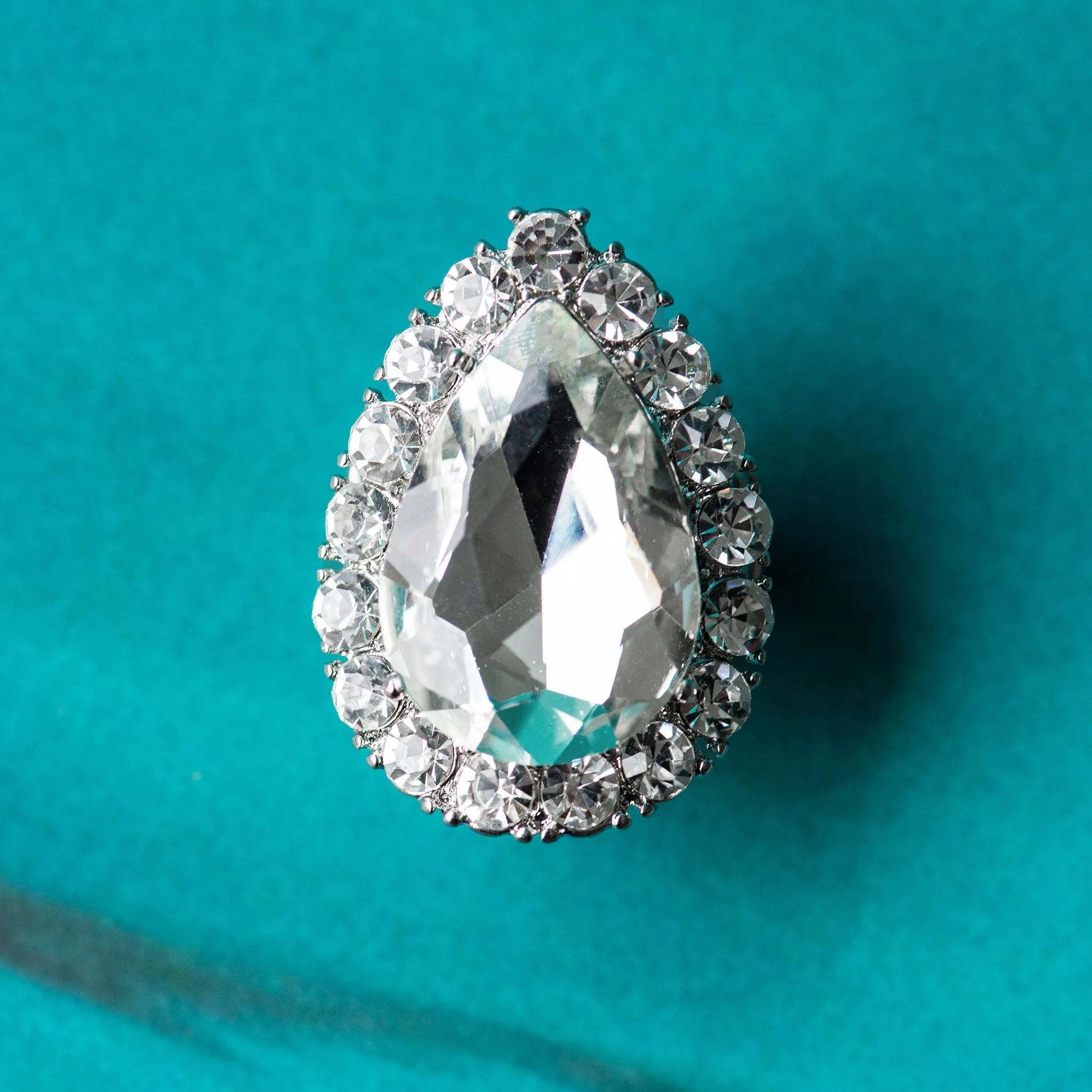 ALL ALLURE STATEMENT RING