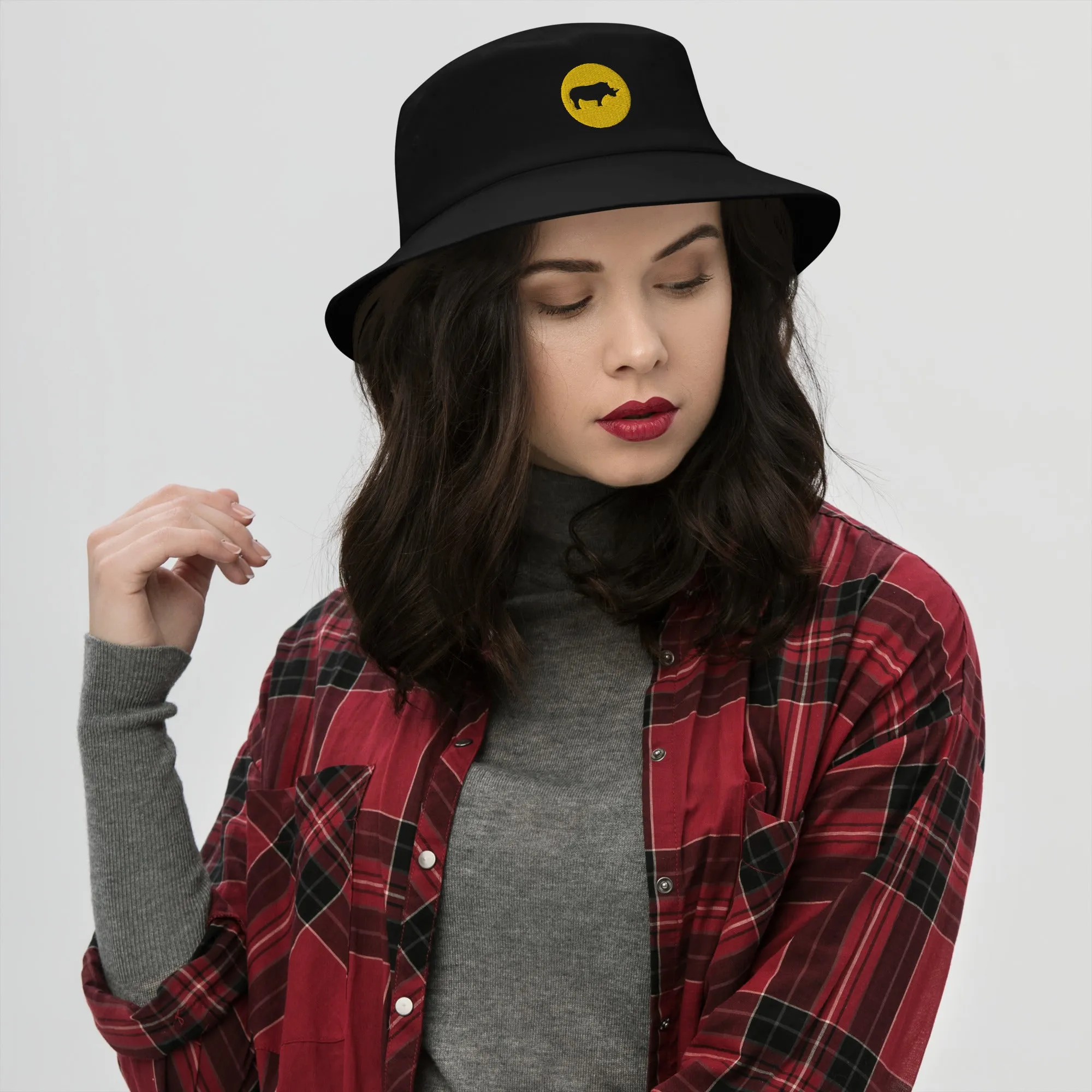 STAY FOCUSED Bucket Hat