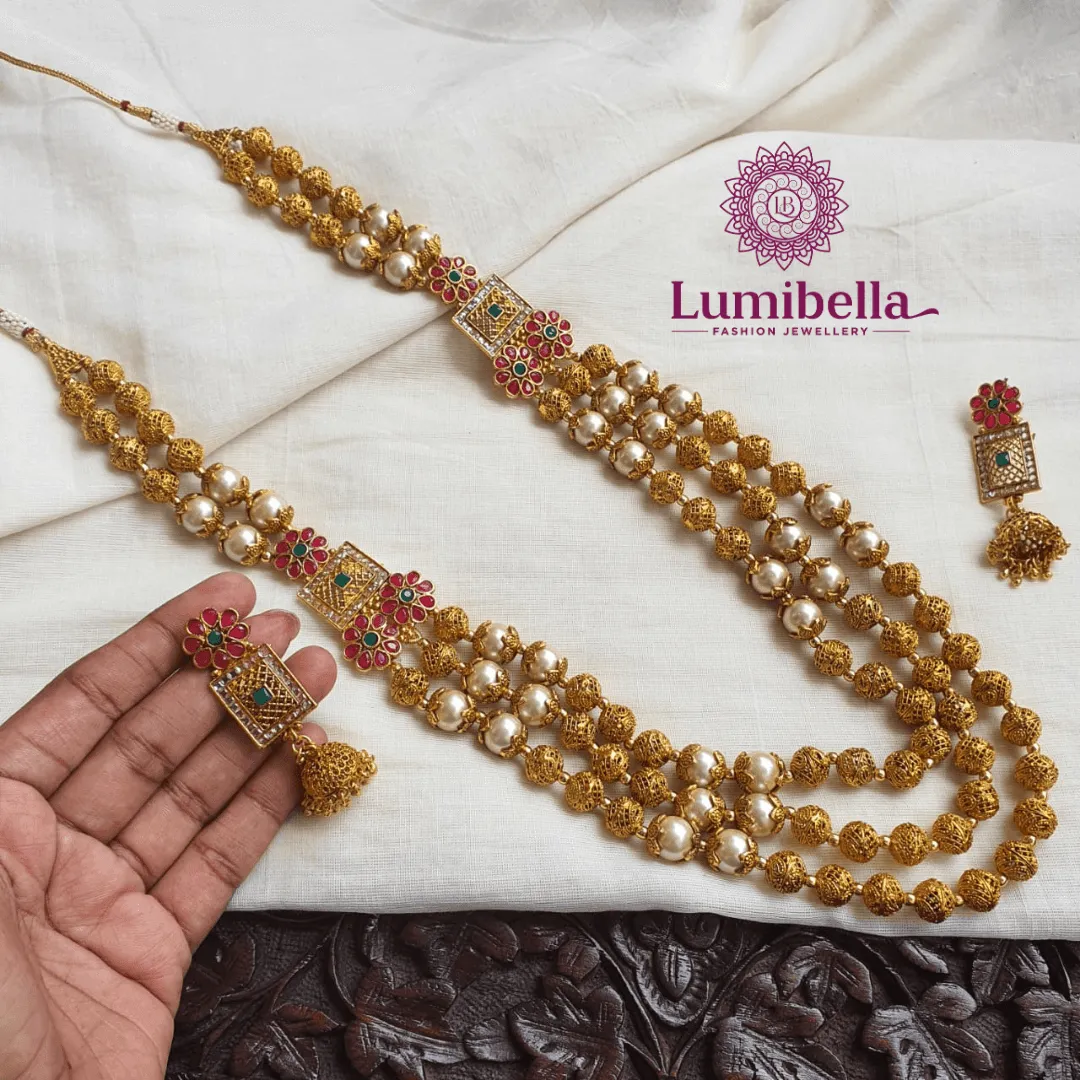 Three Layered Long Neckset